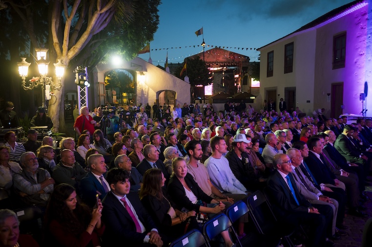 el-c-b-canarias-la-laguna-tenerife-reafirma-su-vinculacion-con-el-patrimonio-de-la-ciudad-en-la-lectura-del-pregon-de-las-fiestas-del-cristo
