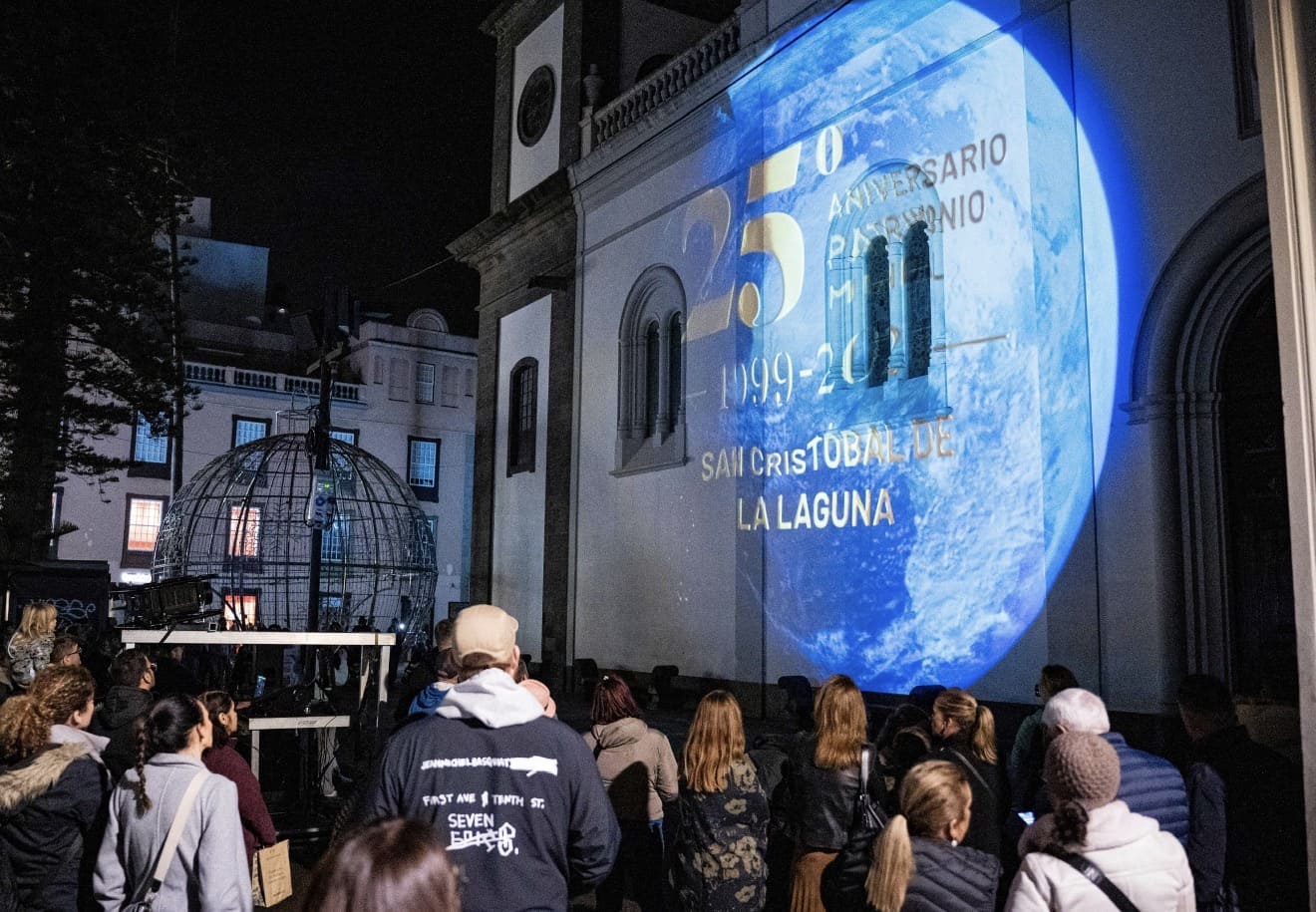 la-catedral-de-la-laguna-se-convierte-en-un-lienzo-de-luz-con-un-recorrido-audiovisual-por-cinco-siglos-de-historia